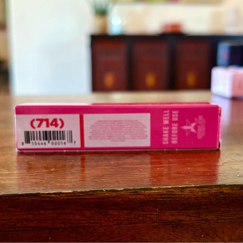💎 Jeffree Star Velour Liquid Lipstick in Color 714